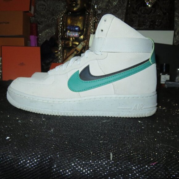 Nike Air Force 1 SE High 82 Neptune Green Tributes Silhouette’s 40th Anniversory